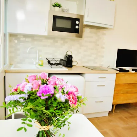 Claire Studio Bord De Apartment